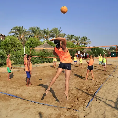 Sunis Kumkoey & Side