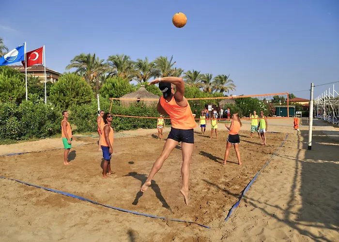 Sunis Kumkoey & סייד